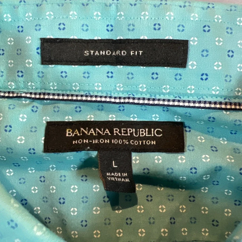 Banana Republic Dress Shirt Mens L 16-16.5 Aqua Cotton Button Up Spread Collar